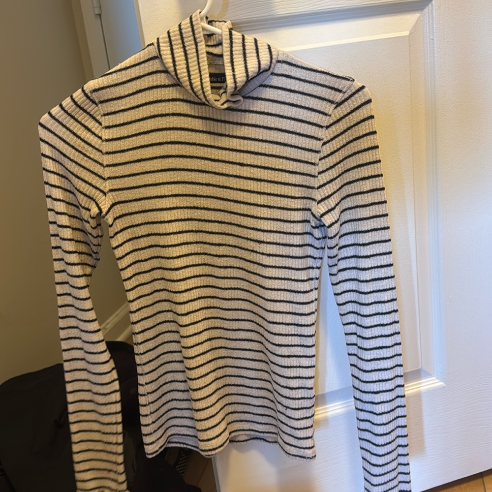 Striped turtleneck